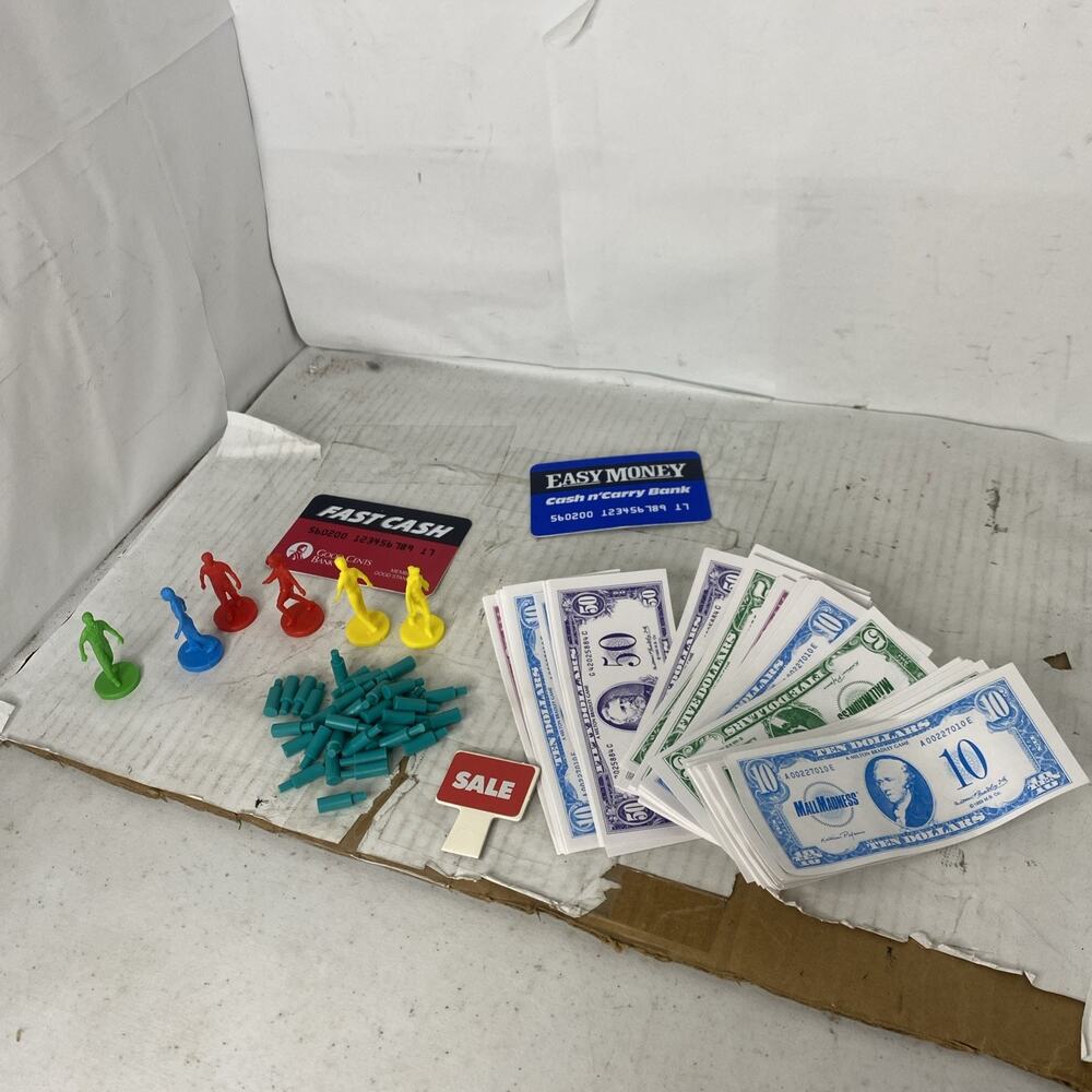 Lot Of Vintage 1989 Mall Madness Playing Pieces Pawns & Other Replacement Parts